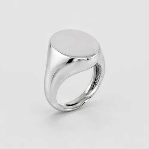 Anello ovale liscio in argento 925
